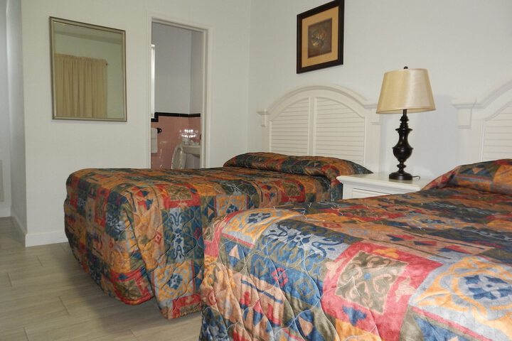 Room 37 of 105