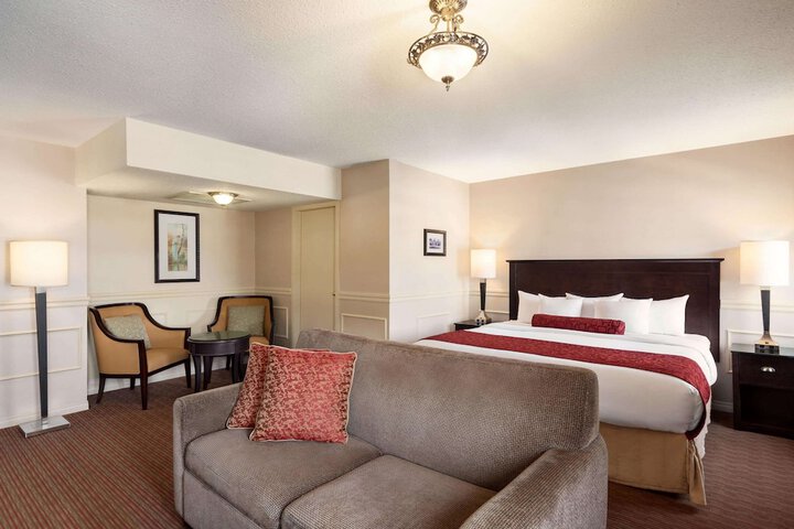The Plaza Hotel Downtown Trademark Collection by Wyndham