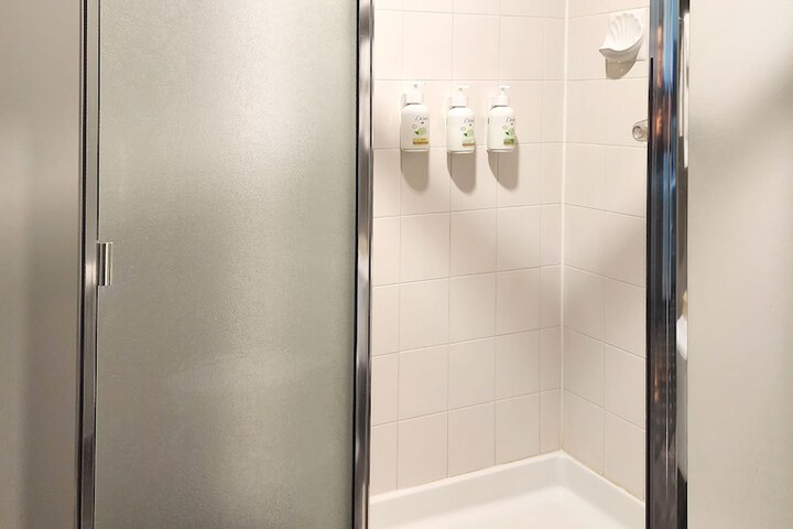 Room 21 of 50