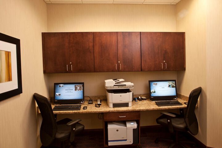 Business Center 43 of 43
