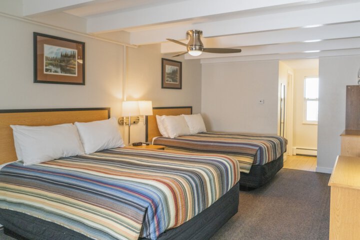 Room 18 of 32