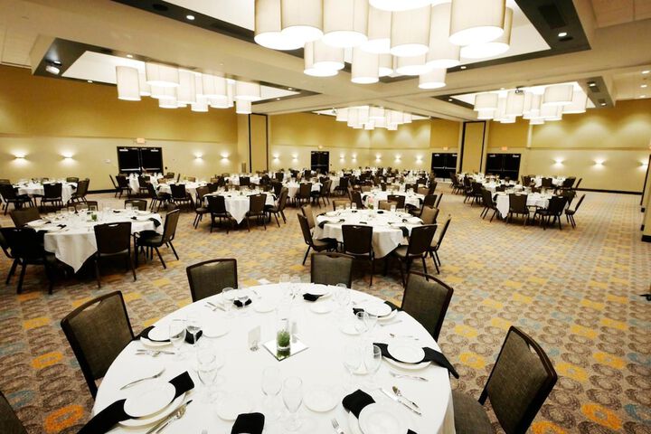 Ballroom/Hall 44 of 54