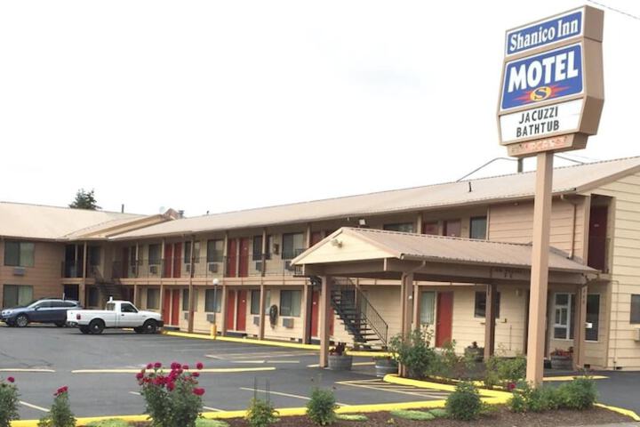 Shanico Inn