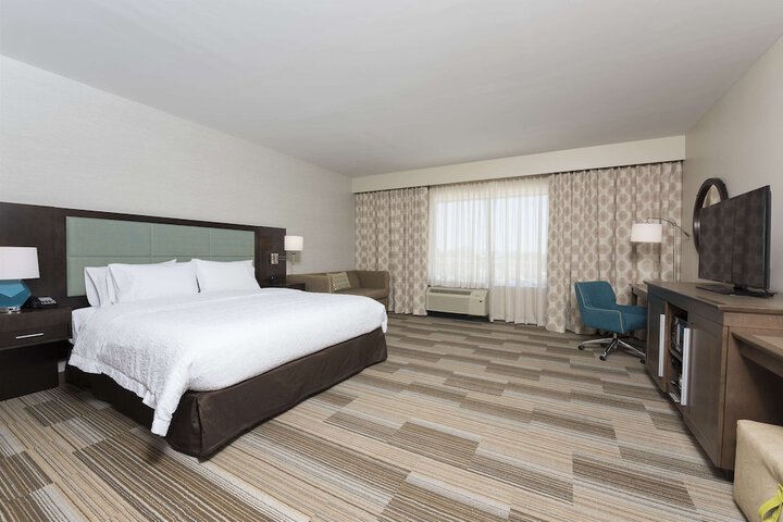 Room 15 of 28
