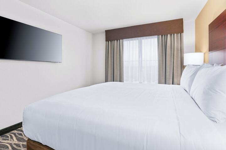 Cobblestone Hotel & Suites - Lynden