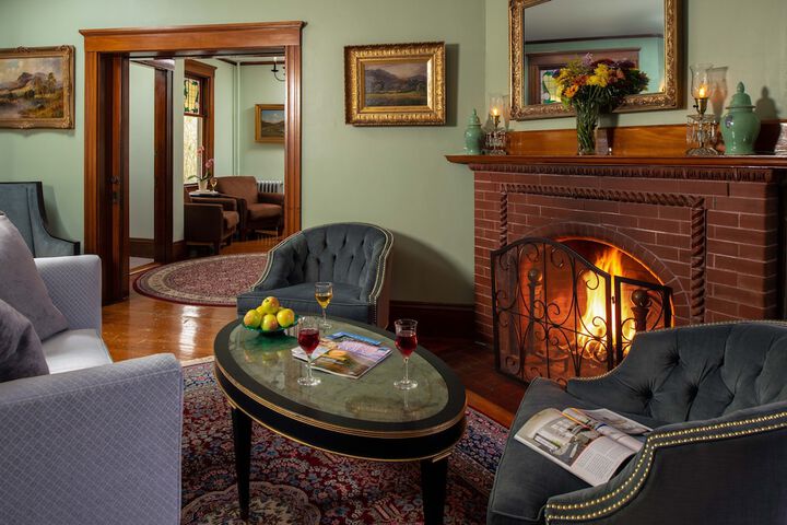 Hotel Interior 21 of 112