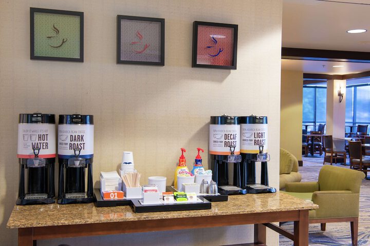 Breakfast/Coffee Service 38 of 45