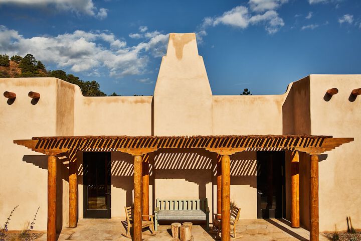 Bishops Lodge Auberge Collection