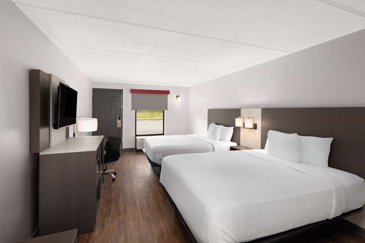 Room 17 of 30
