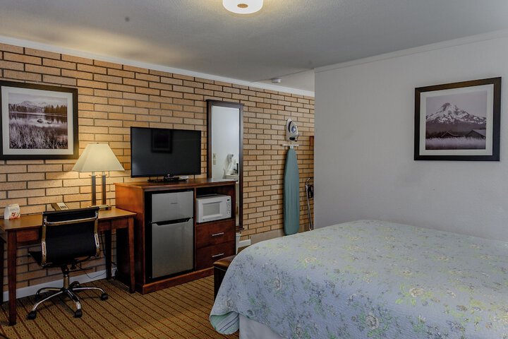 Room 14 of 14