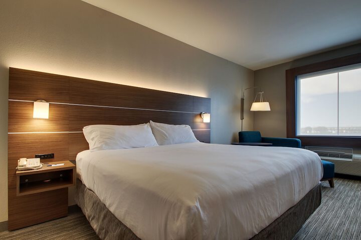 Room 19 of 62