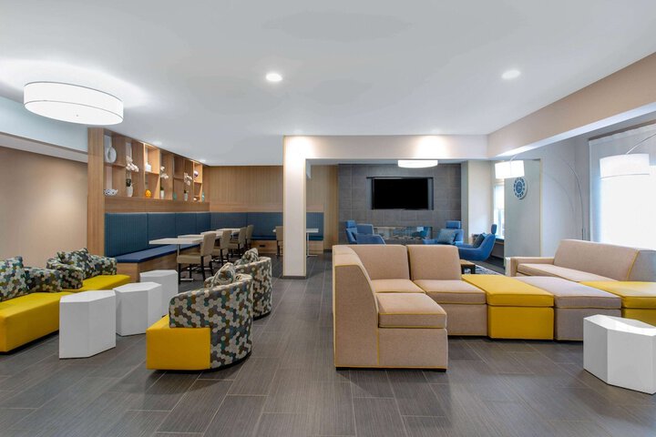 Microtel Inn & Suites by Wyndham Amsterdam