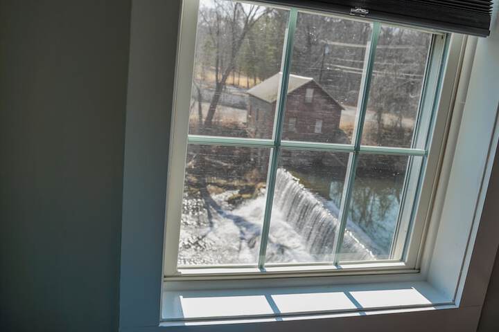Old Mill Inn