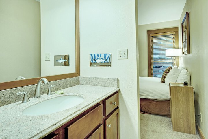 Room 54 of 110