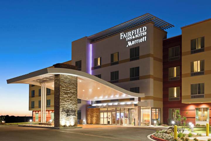 Hotel 2 of 31