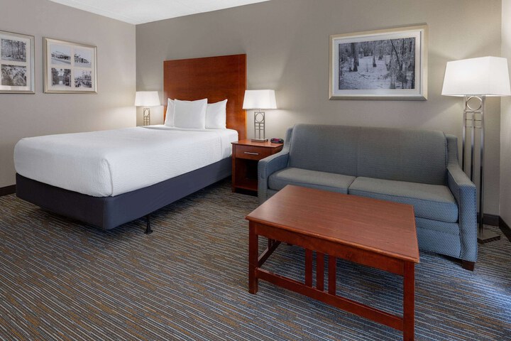 Wingate by Wyndham Valdosta / Moody AFB