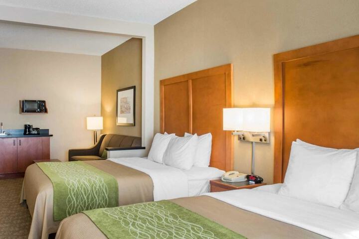 Room 4 of 31