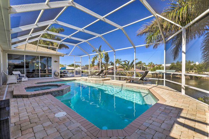 Heated Pool / spa & Dock: Apollo Beach Home on Canal
