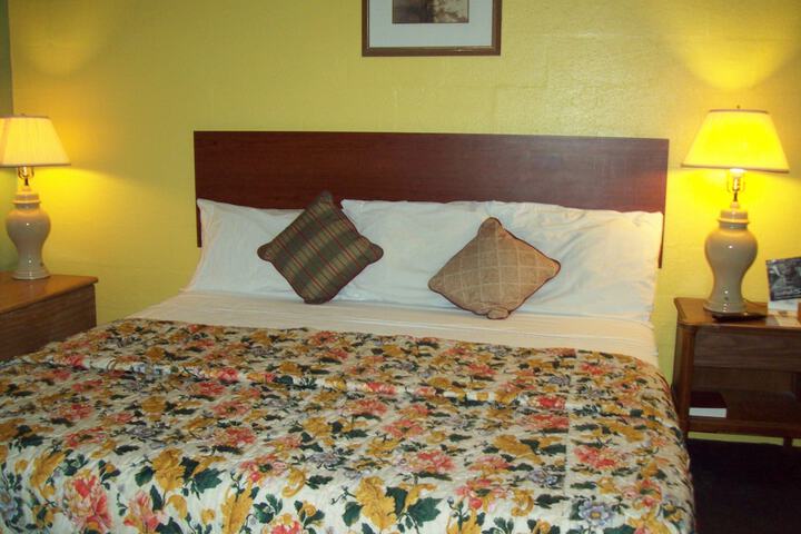 Room 30 of 40
