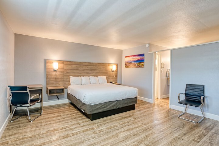 Room 45 of 48