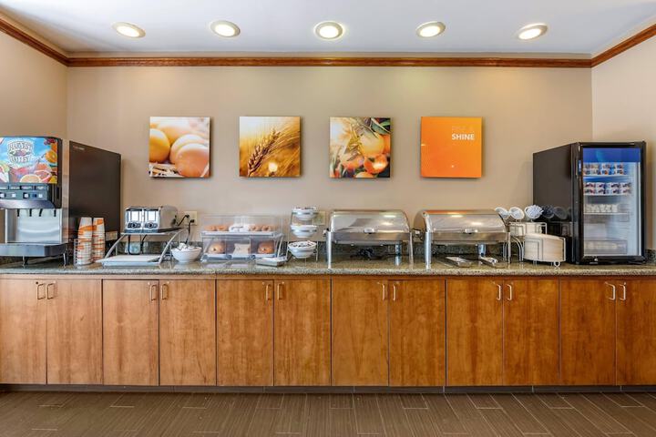 Comfort Suites Urbana Champaign University Area