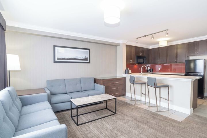 Room 21 of 32