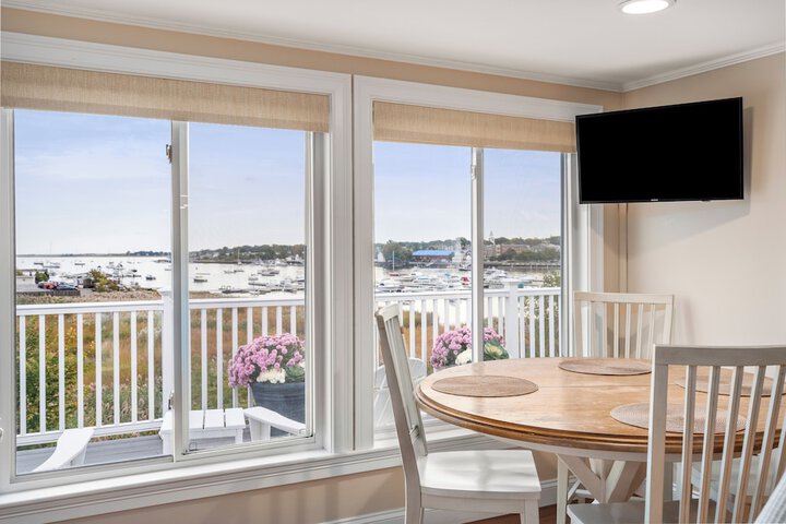 Guest House Suites