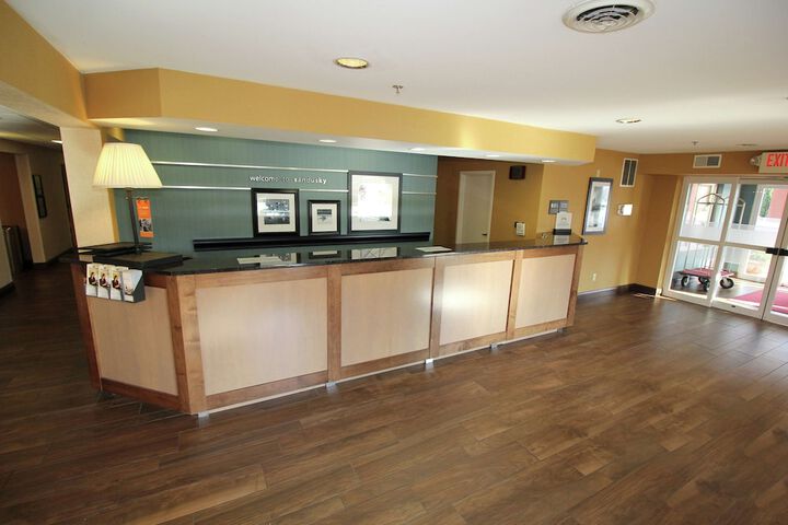 Hotel Interior 4 of 26