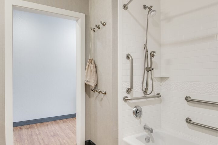 Hampton Inn & Suites Dallas / Ft. Worth Airport South