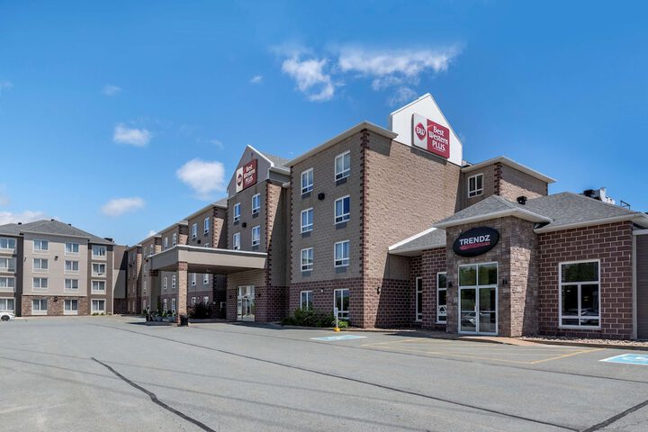 Hotel 1 of 72