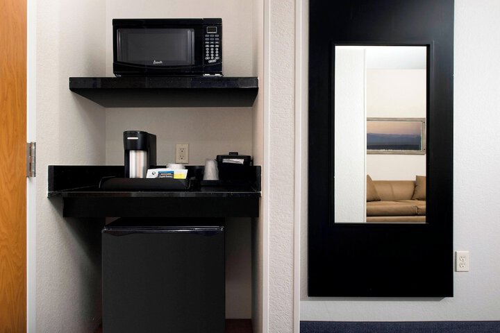 Room 14 of 26