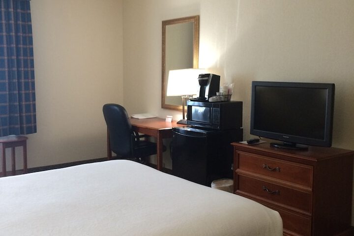 Room 33 of 44