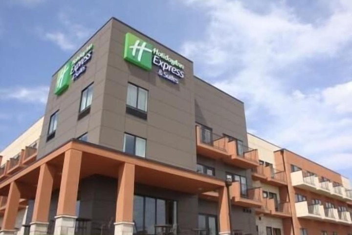 Holiday Inn Express & Suites Pocatello by IHG