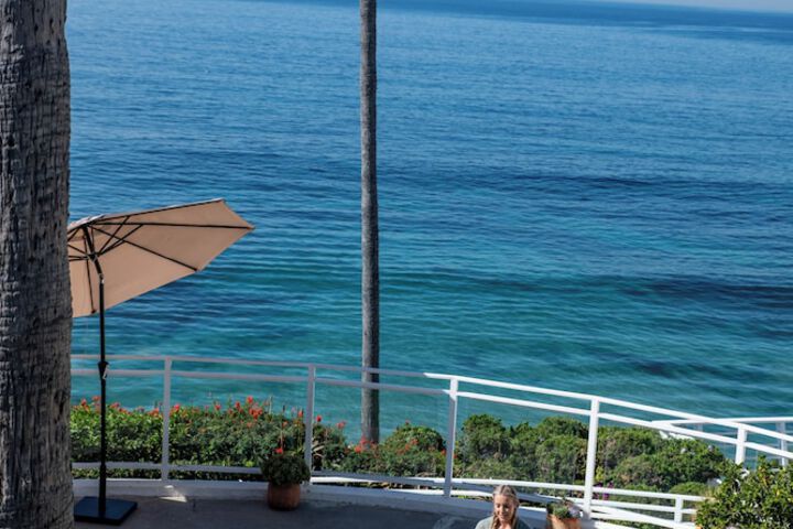 Laguna Surf Lodge by SCP Hotels