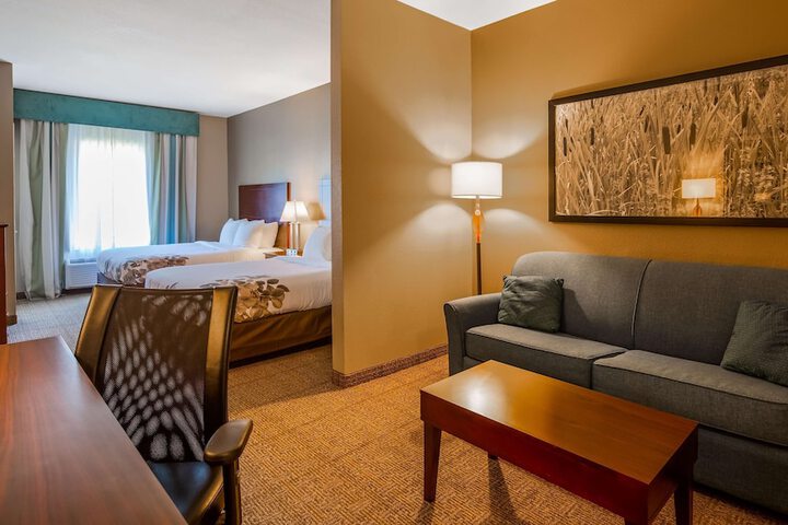 Best Western Dothan Inn & Suites