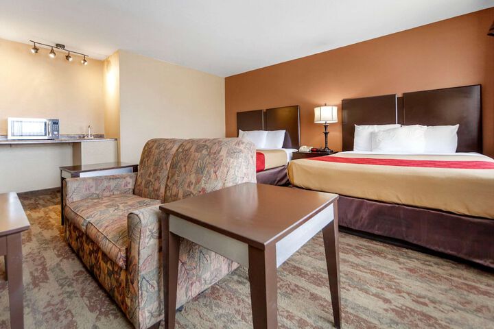 Room 10 of 37