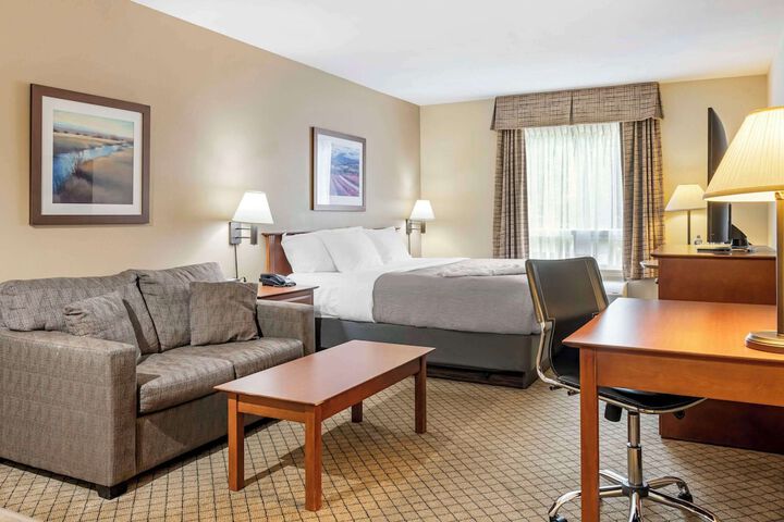 Quality Inn Airport