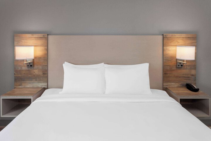 Links Bos Landen Hotel & Spa of Pella Trademark by Wyndham