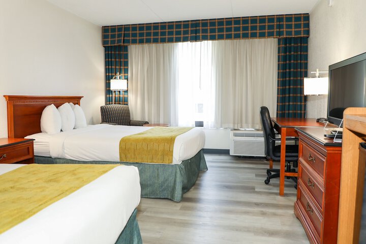 Ramada by Wyndham Cumberland Downtown