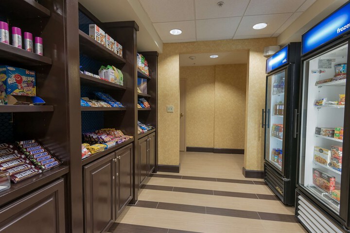 Hampton Inn & Suites Lake City