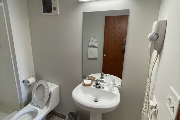 VIBE INN - WHIRLPOOL SUITES
