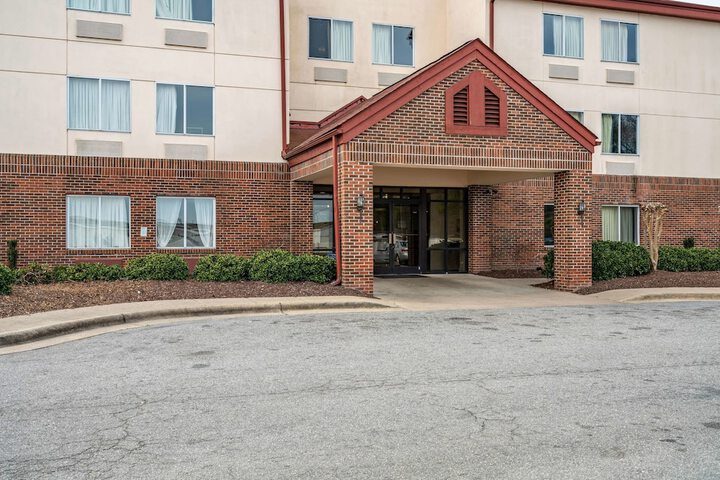 Hotel 6 of 34