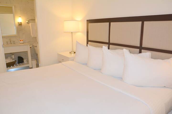Room 50 of 145