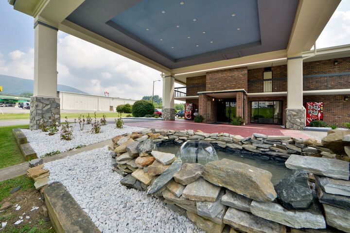 Nations Inn