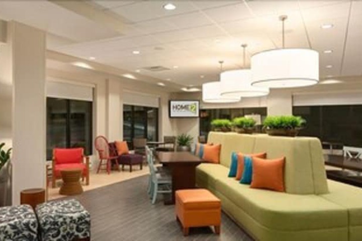 Home2 Suites by Hilton Farmington / Bloomfield