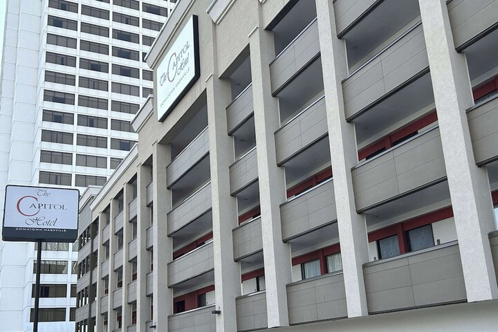 Hotel 5 of 51