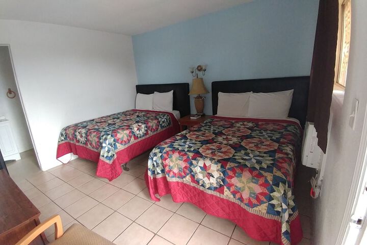Room 16 of 22