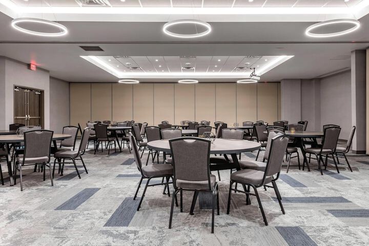 Cambria Hotel Bloomington Mall of America Minneapolis Airport