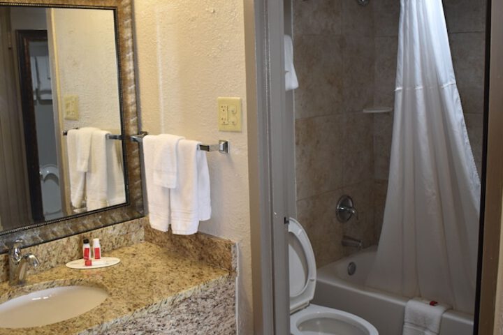Room 31 of 53