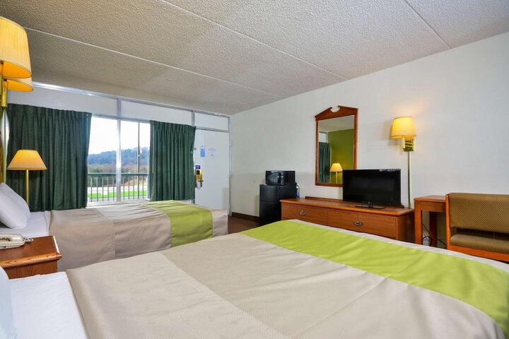 Motel 6 Pulaski TN